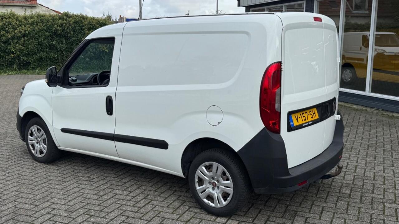 Fiat DOBLO 1.6 MJ 77KW 105PK EURO 6 3 ZITS BIJRIJDERSBANK/ AIRCO/ CRUISE CONTROL/ NAVIGATIE/ 100% DEALERONDERHOUDEN