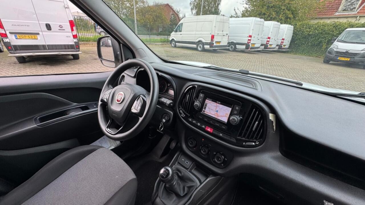 Fiat DOBLO 1.6 MJ 77KW 105PK EURO 6 3 ZITS BIJRIJDERSBANK/ AIRCO/ CRUISE CONTROL/ NAVIGATIE/ 100% DEALERONDERHOUDEN