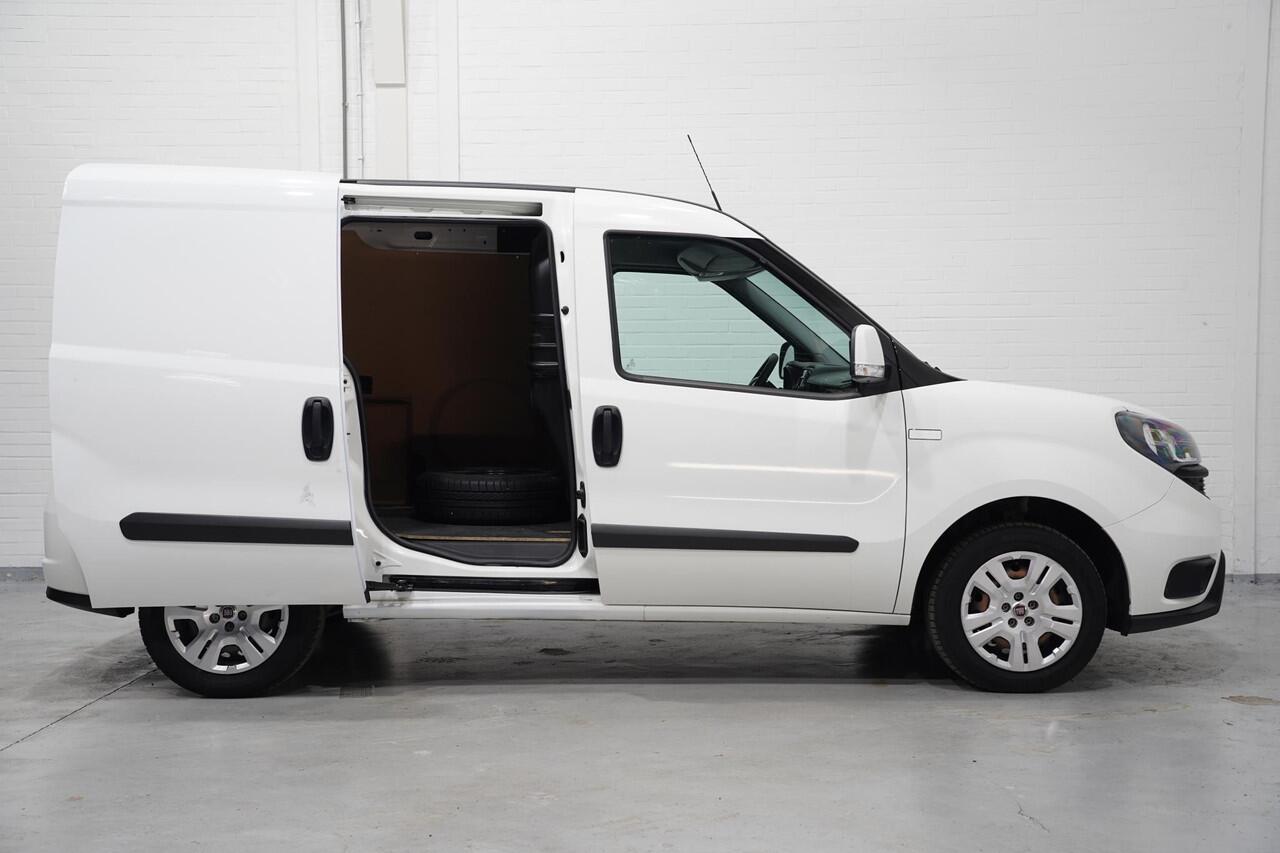 Fiat DOBLO 1.3 Mjet 95 pk L1 Navi Airco, Cruise Control, Laadruimte Pakket, PDC achter, 3-Zits