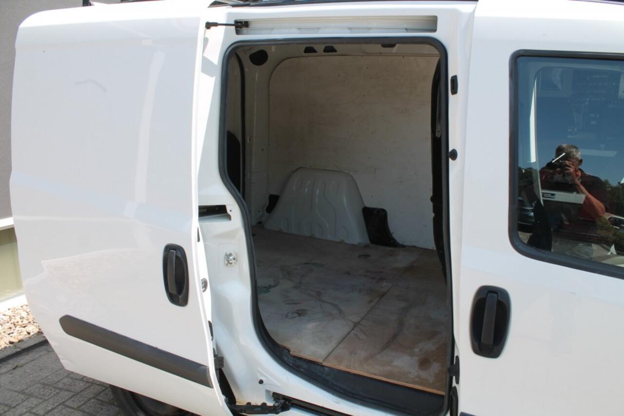 Fiat DOBLO 1.6 MJ L1 AIRCO