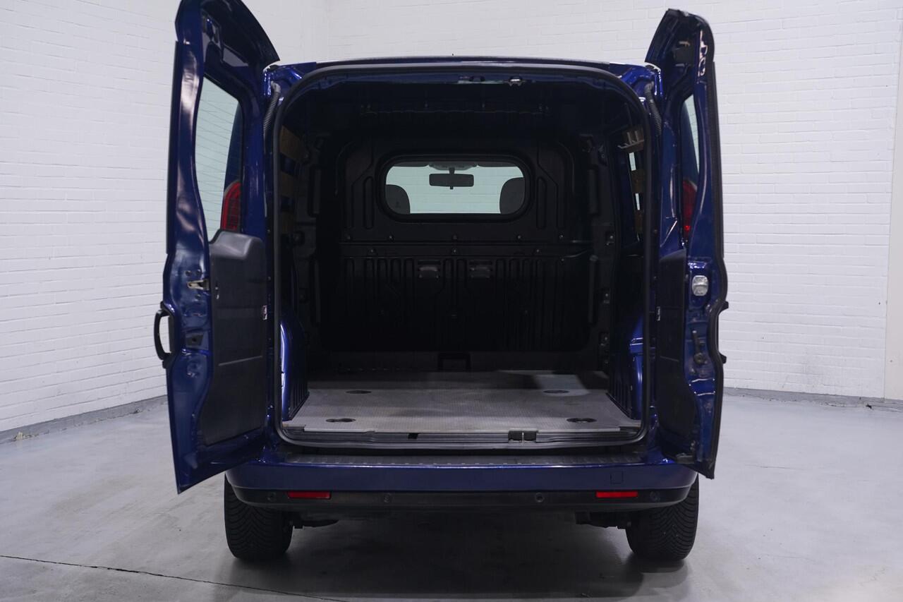 Fiat DOBLO Cargo 1.3 MJ 95 pk L1H1 SX Airco, Navi, 17" LMV Cruise Control, Elek. Pakket, NAP, PDC achter, 1e Eigenaar