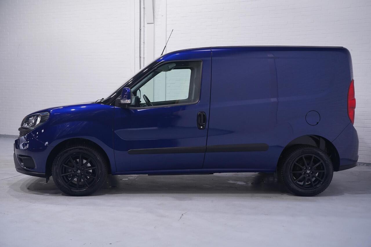 Fiat DOBLO Cargo 1.3 MJ 95 pk L1H1 SX Airco, Navi, 17" LMV Cruise Control, Elek. Pakket, NAP, PDC achter, 1e Eigenaar