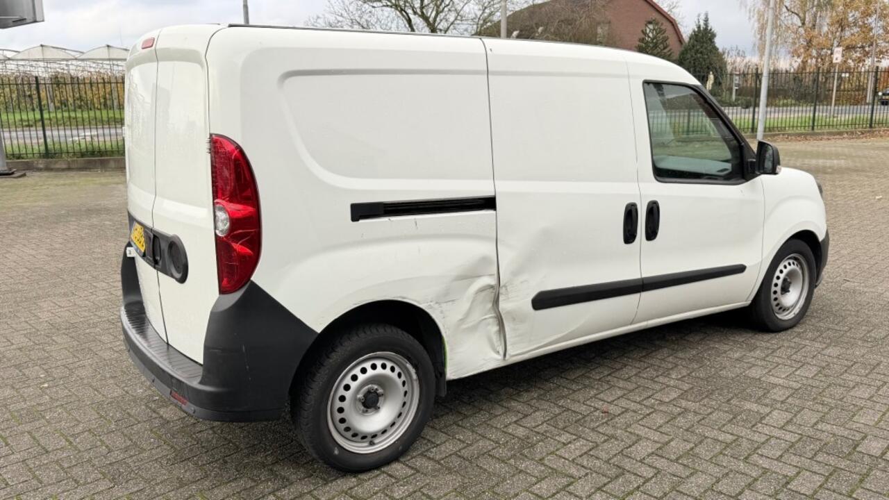 Fiat DOBLO KOELWAGEN 1.6 MJ 77KW 105PK L2 MAXI EURO 6 AIRCO/ CRUISE CONTROL/ 3 ZITS BIJRIJDERSBANK/ 100% DEALERONDERHOUDEN