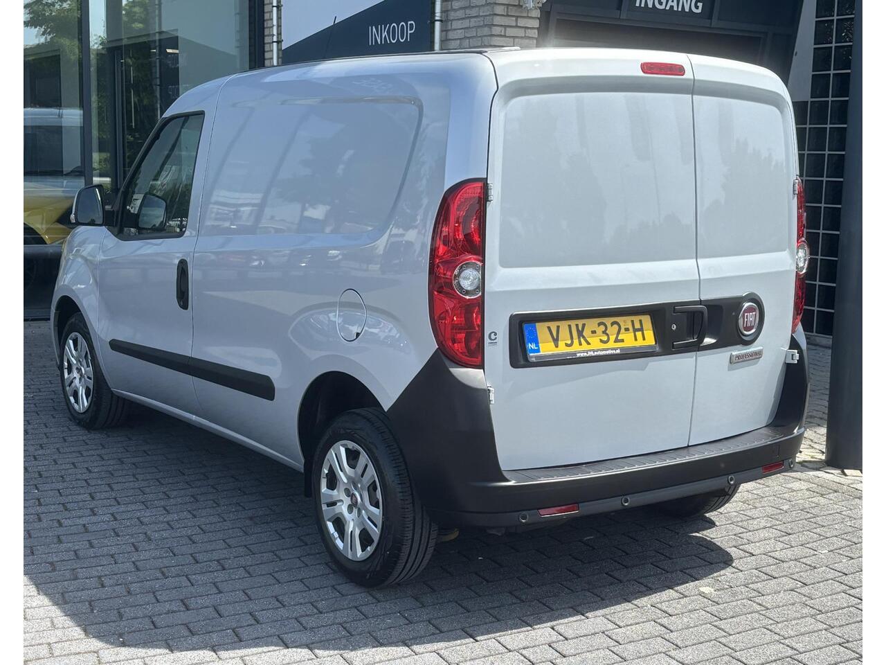 Fiat DOBLO Cargo 1.3 MJ L1H1 SX*AIRCO*NAVI*CRUISE*PDC*BLUETOOTH*