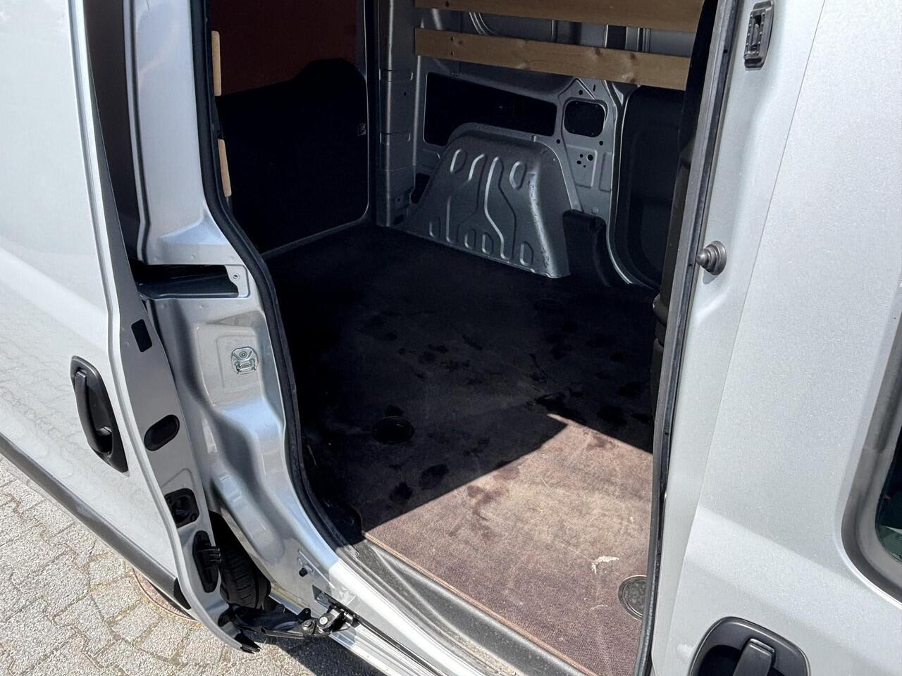 Fiat DOBLO Cargo 1.3 MJ L1H1 SX*AIRCO*NAVI*CRUISE*PDC*BLUETOOTH*