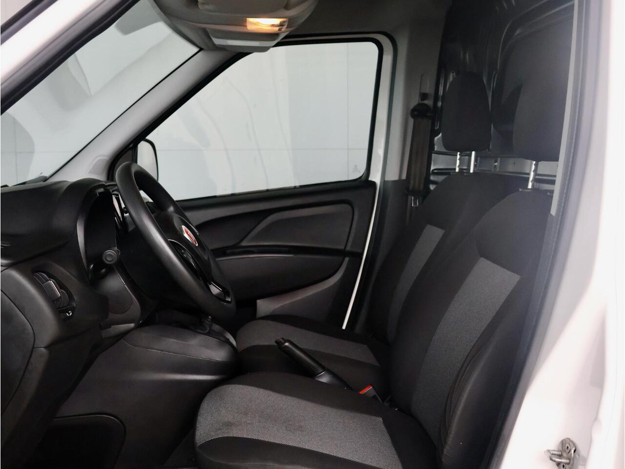 Fiat DOBLO Cargo 1.6 MJ L2H1 S Basis | Airco | Groot scherm | Lang