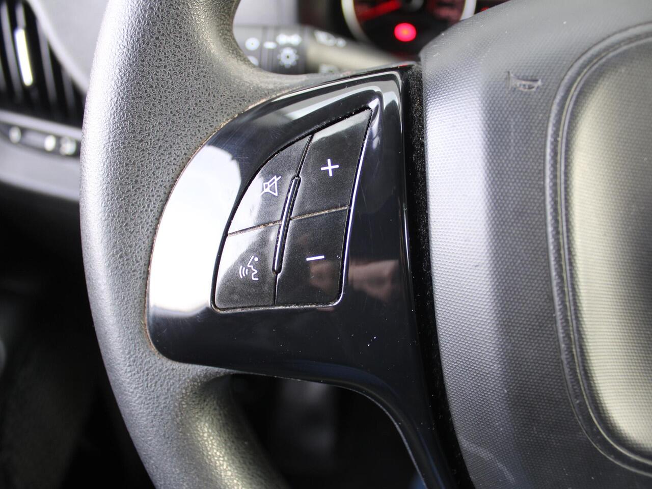 Fiat DOBLO Cargo 1.6 MJ L1H1 S Trekking | Navi | Cruise | Airco | Parkeersensoren achter | Apple Carplay/Android Auto | Dealeronderhouden |