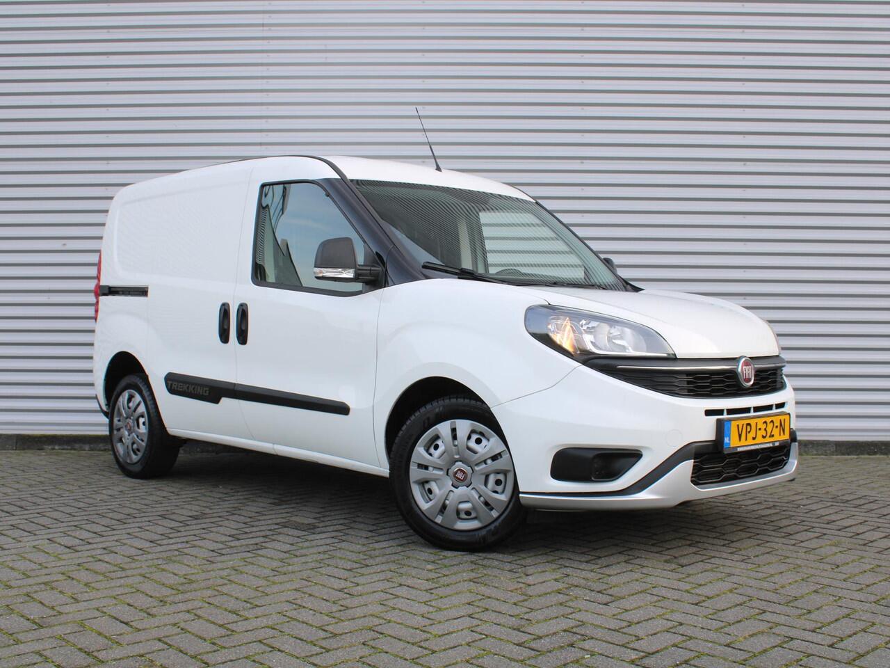 Fiat DOBLO Cargo 1.6 MJ L1H1 S Trekking | Navi | Cruise | Airco | Parkeersensoren achter | Apple Carplay/Android Auto | Dealeronderhouden |