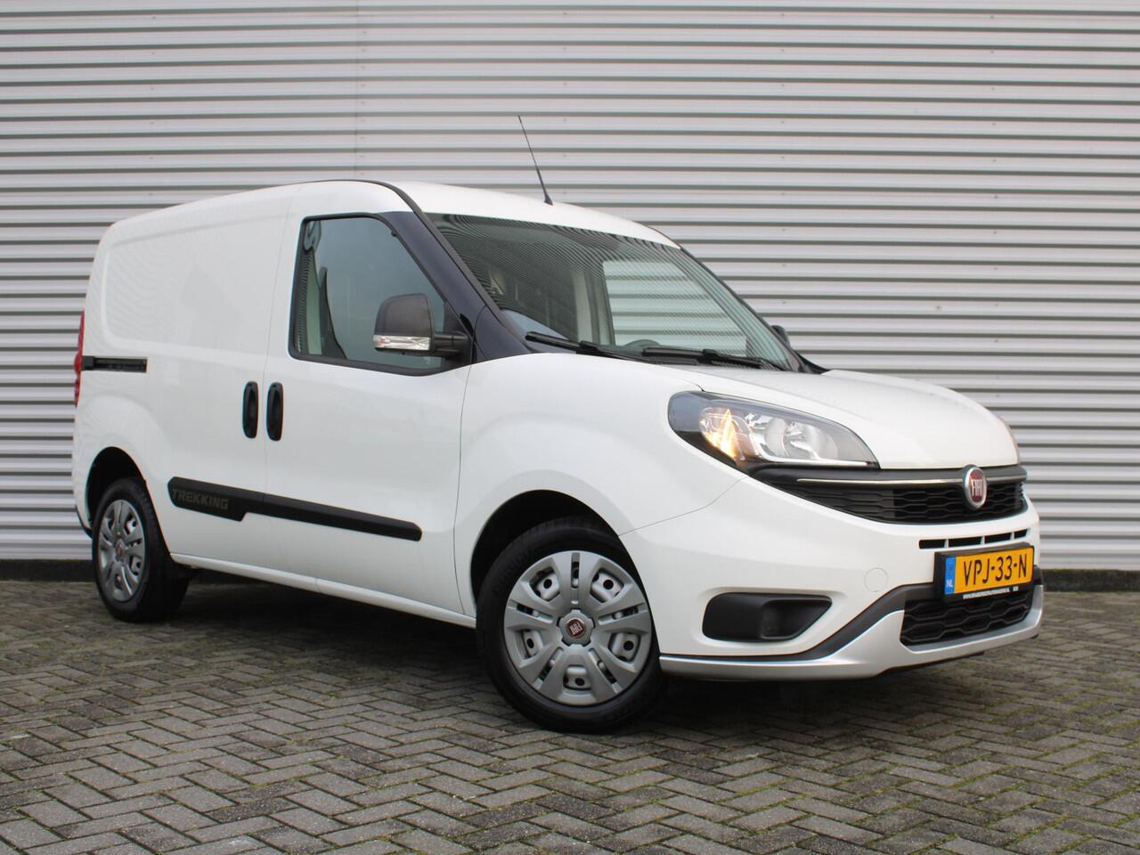 Fiat DOBLO Cargo 1.6 MJ L1H1 S Trekking | Navi | Cruise | Airco | Parkeersensoren achter | Apple Carplay/Android Auto |