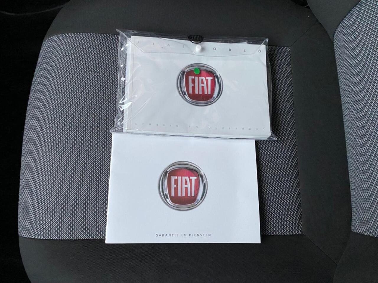 Fiat DOBLO Cargo 1.6 MJ L1H1 105PK AIRCO 6-VERSNELLINGEN ACHTERDEUREN