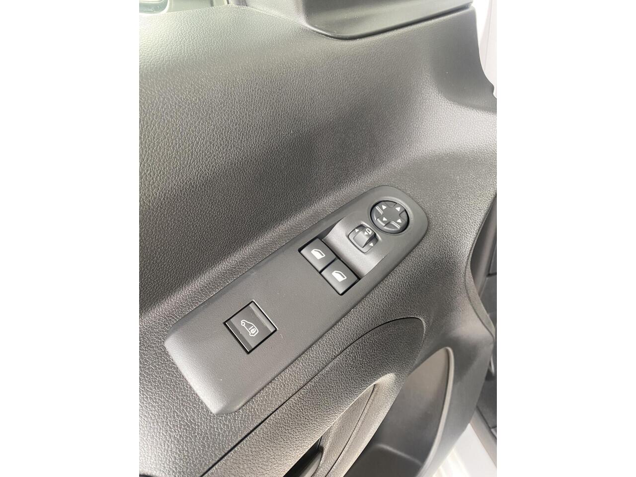 Fiat DOBLO 1.5D 100pk L1 |Lease V.A. 199P/M| 3 pers!| INCL BPM