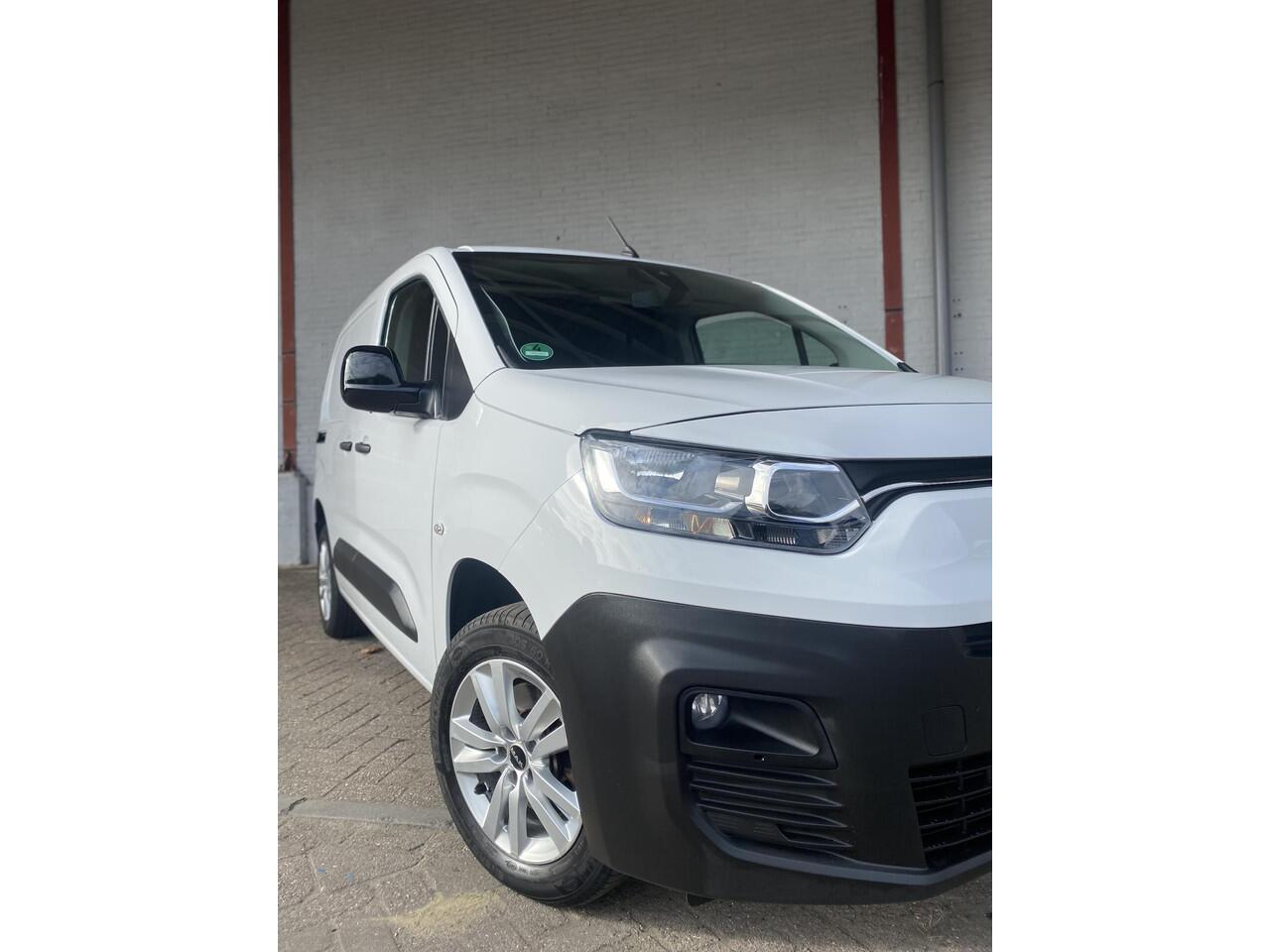 Fiat DOBLO 1.5D 100pk L1 |Lease V.A. 199P/M| 3 pers!| INCL BPM