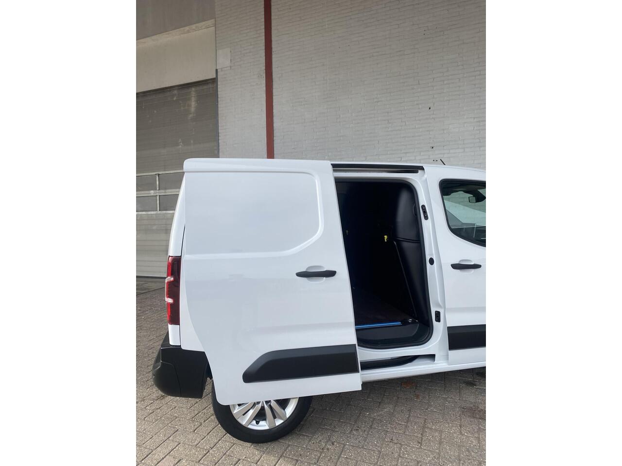 Fiat DOBLO 1.5D 100pk L1 |Lease V.A. 199P/M| 3 pers!| INCL BPM