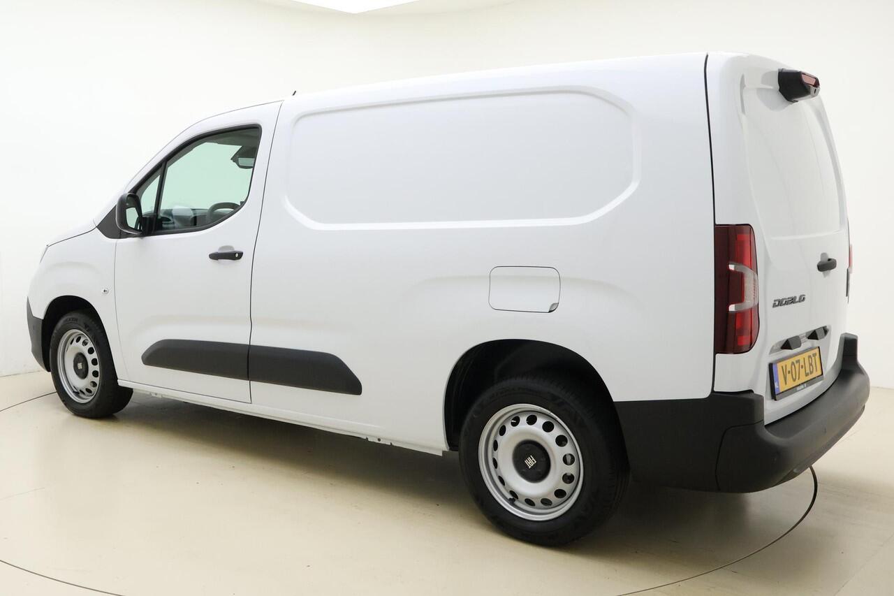 Fiat DOBLO 1.5 BlueHDi 130pk S&S L2 | NIEUW | BPM-vrij! | 3-zitplaatsen | Navigatie | Achteruitrijcamera | Airco | Bluetooth | Cruise control | Verlengd | Zijschuifdeur