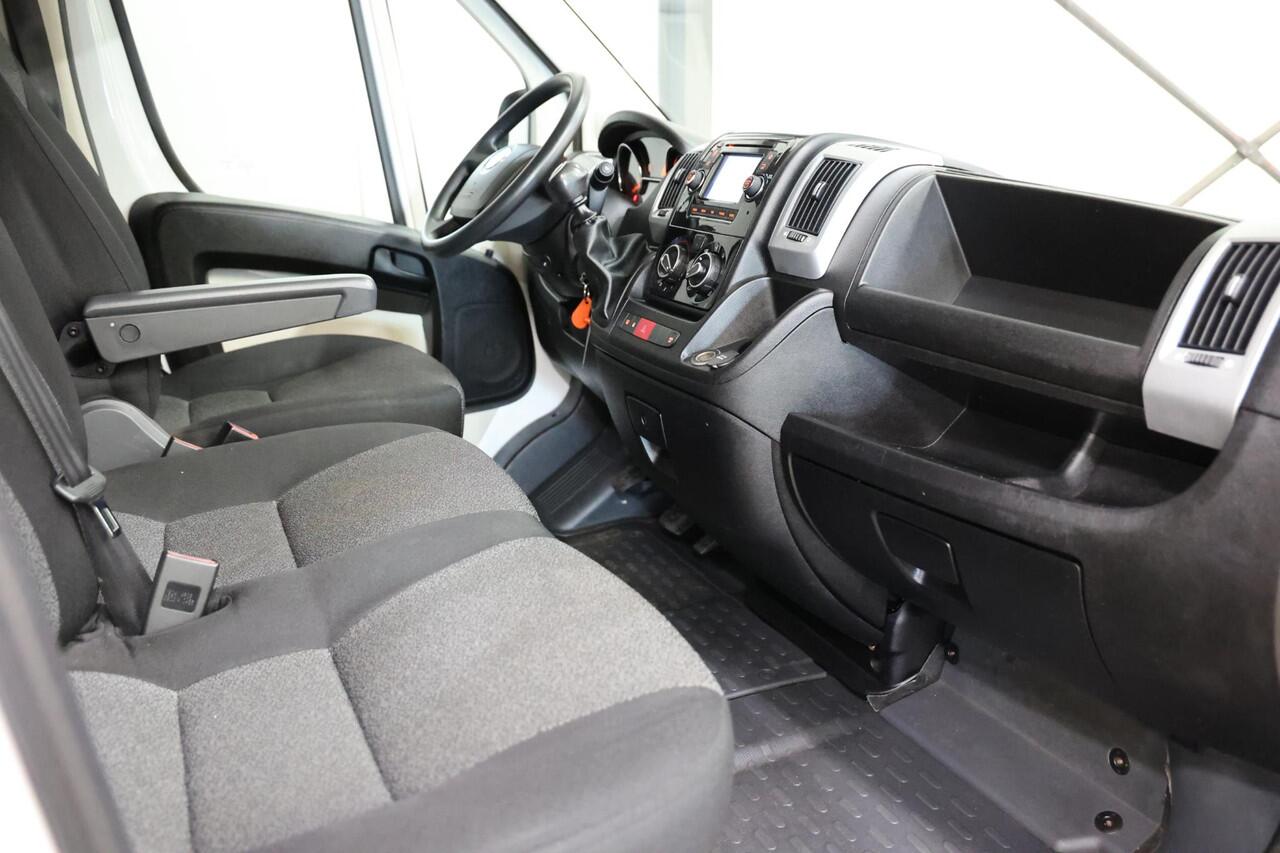 Fiat DUCATO BAKWAGEN MEUBELBAK MET LAADKLEP