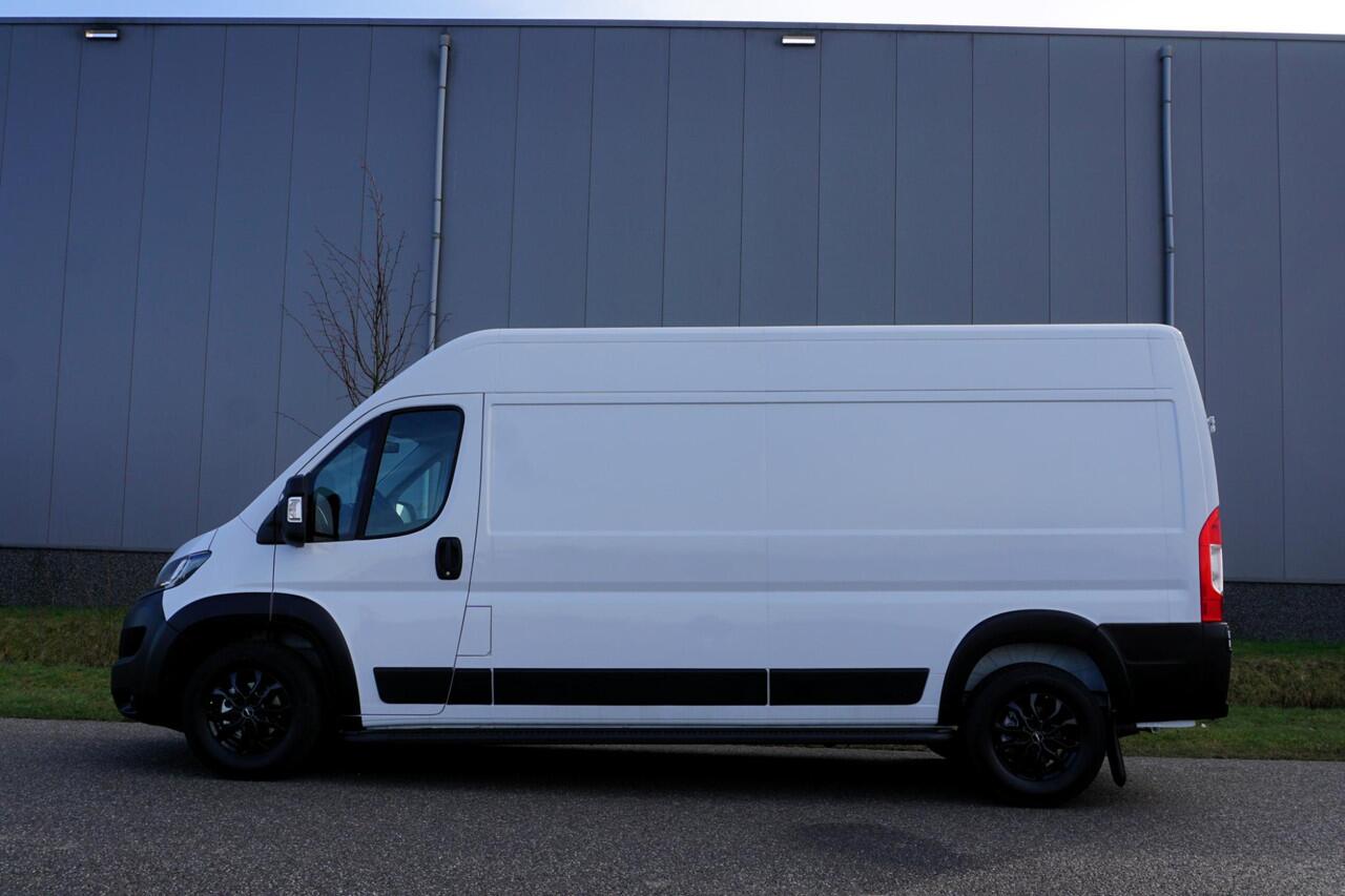 Fiat DUCATO 35H HD 2.2 MultiJet L3H2 180 pk |Automaat |Trekhaak 3000KG |360 graden parkeerassistent met camera |Digitale achteruitrijcamera |Apple carplay |Android auto |Cruise |Climate