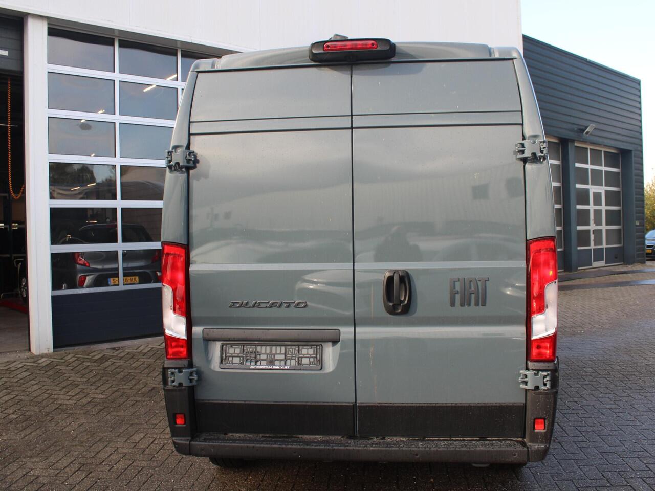 Fiat DUCATO 2.2 MultiJet L3H2 140pk MT 3.3t | 270° | Laadruimte afw. | All Season | Dubbel Veerblad | Clima | Navi | Carplay | Digital Cockpit | Premium | Camera | Beschikbaarheid in overleg !