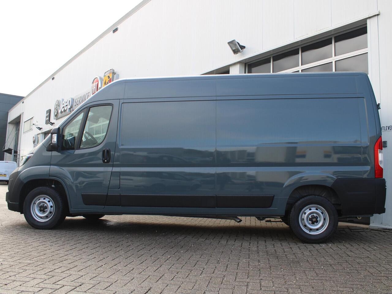 Fiat DUCATO 2.2 MultiJet L3H2 140pk MT 3.3t | 270° | Laadruimte afw. | All Season | Dubbel Veerblad | Clima | Navi | Carplay | Digital Cockpit | Premium | Camera | Beschikbaarheid in overleg !