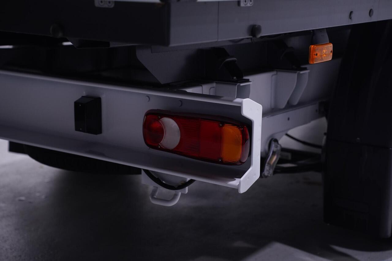 Fiat DUCATO 2.2 MJet 140 pk L4 Black&White Edition Pick Up /Open Laadbak Airco, Cruise Control, 3-Zits, LxBxH 420x202x40 cm, BPM vrij