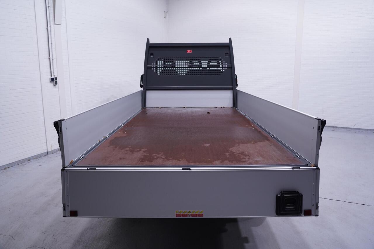 Fiat DUCATO 2.2 MJet 140 pk L4 Black&White Edition Pick Up /Open Laadbak Airco, Cruise Control, 3-Zits, LxBxH 420x202x40 cm, BPM vrij