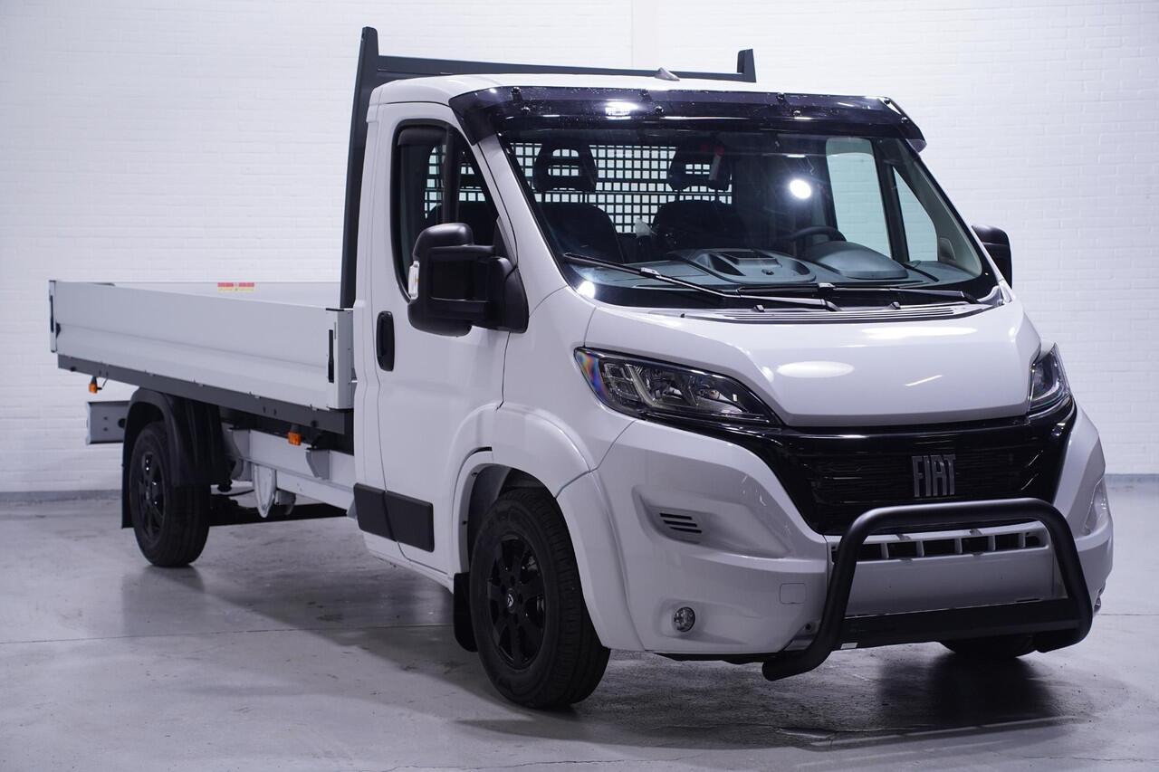 Fiat DUCATO 2.2 MJet 140 pk L4 Black&White Edition Pick Up /Open Laadbak Airco, Cruise Control, 3-Zits, LxBxH 420x202x40 cm, BPM vrij