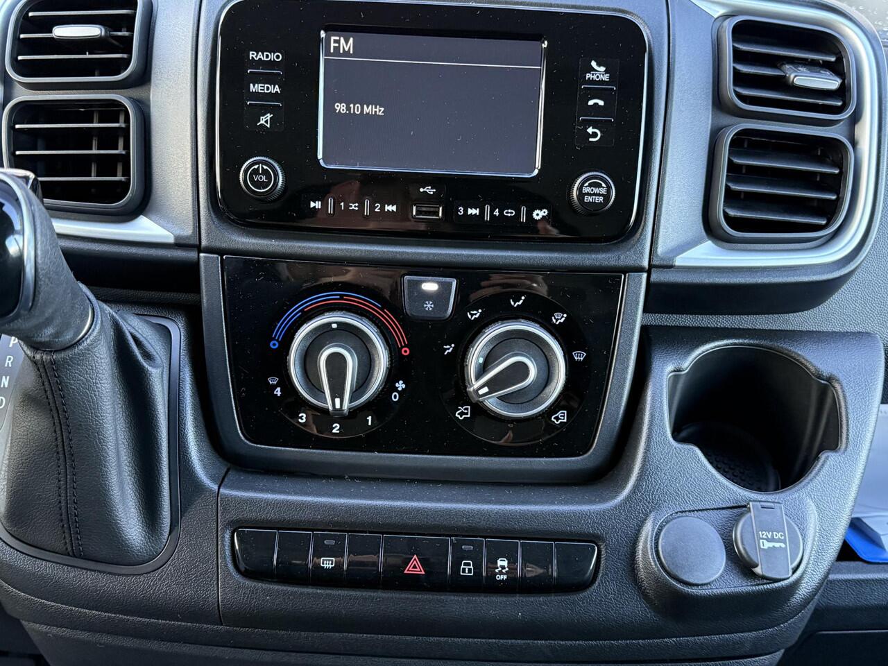 Fiat DUCATO 35 2.2D 180PK MultiJet L2H2 | AUTOMAAT | VOORRAAD | Verzwaarde vering | Luxe tussenwand | Comfort bestuurderstoel | All season banden | Bluetooth | Airco