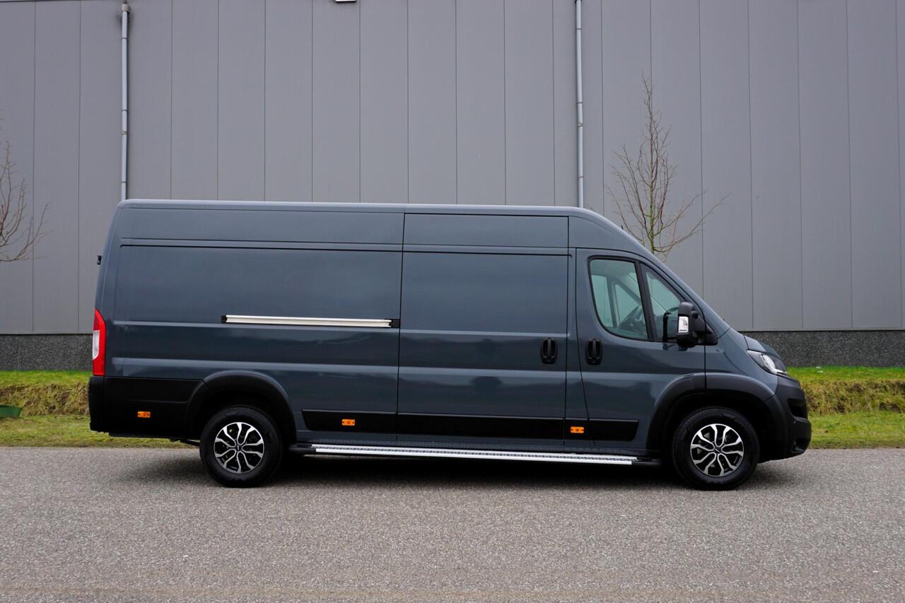 Fiat DUCATO 35H 2.2 MultiJet L4H2 in topstaat |1e eigenaar |Camera |Cruise control |Parkeersensoren |Betimmering |3500KG |Airco |BPM voordeel! |Mistlampen |Mooie camperbasis