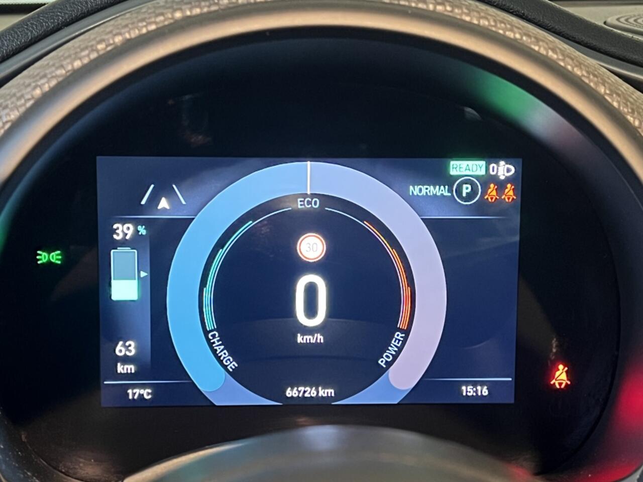 Fiat E-500 Cabrio La Prima 42 kWh * 12 mnd BOVAG garantie * RIJKLAARPRIJS !