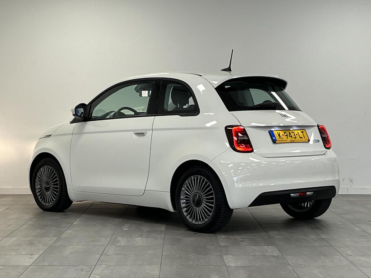 Fiat E-500 Icon 42 kWh | SOH 92.7% | Stoelverwarming | Carplay | Lanekeeping |
