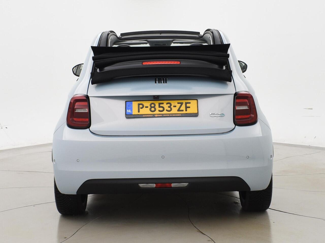 Fiat E-500 42 kWh Aut. *CELESTIAL BLUE* + STOELVERW. | CAMERA | 17 INCH | APPLE CARPLAY