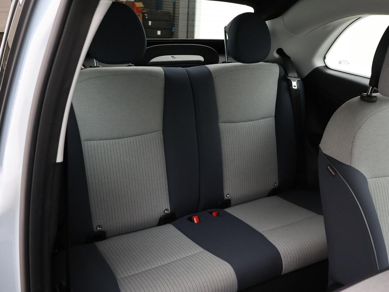 Fiat E-500 42 kWh Aut. *CELESTIAL BLUE* + STOELVERW. | CAMERA | 17 INCH | APPLE CARPLAY