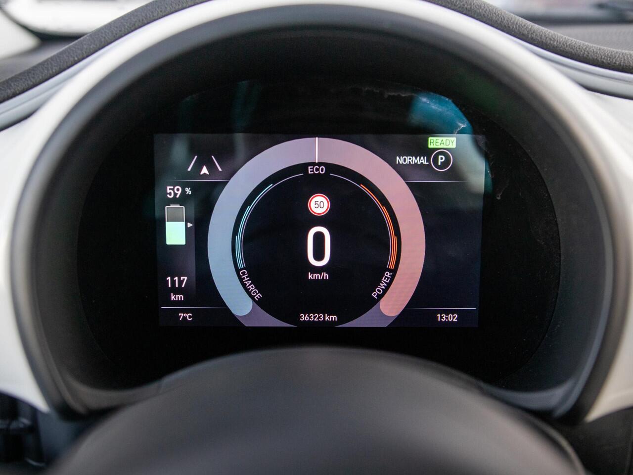 Fiat E-500 Icon 42 kWh | Clima | Cruise | PDC | 16" | Apple Carplay