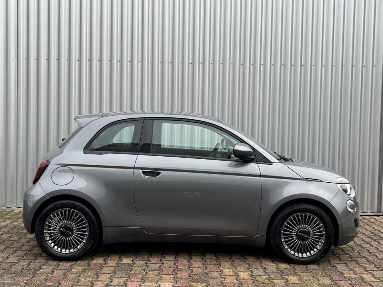 Fiat E-500 Urban 42 kWh | Navigatie | Apple CarPlay | Cruise Control