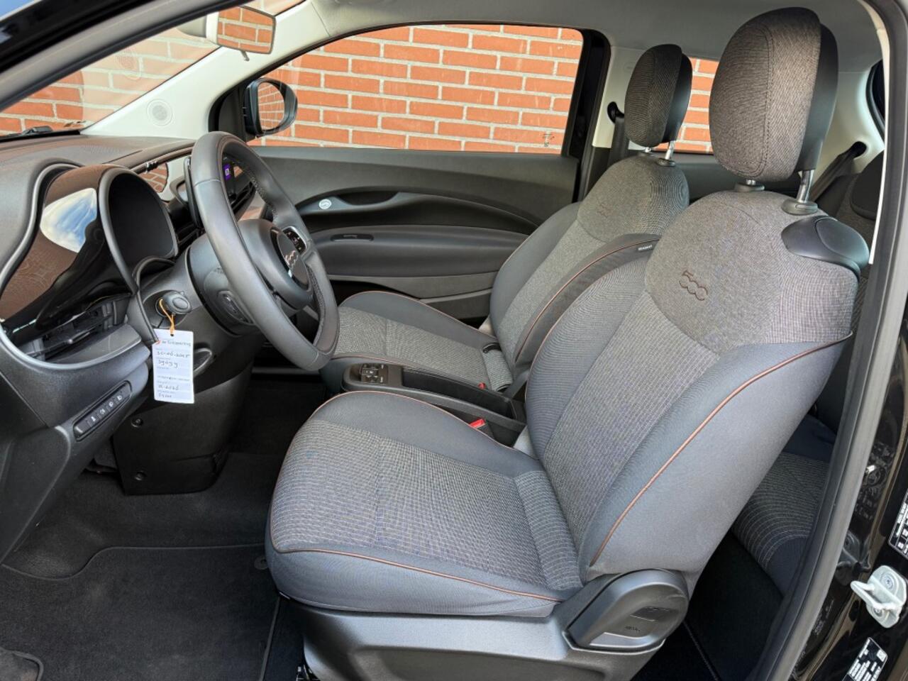 Fiat E-500 ICON 42 KWH SOH 95% CARPLAY CRUISE NAVI PDC LMV LED