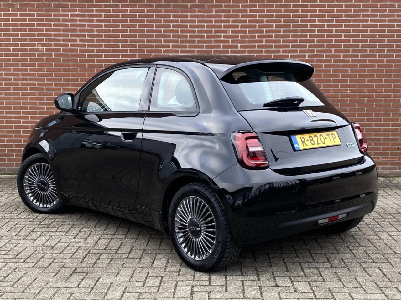Fiat E-500 Icon 42 kWh NAV CRUISE CARPLAY LMV NL AUTO