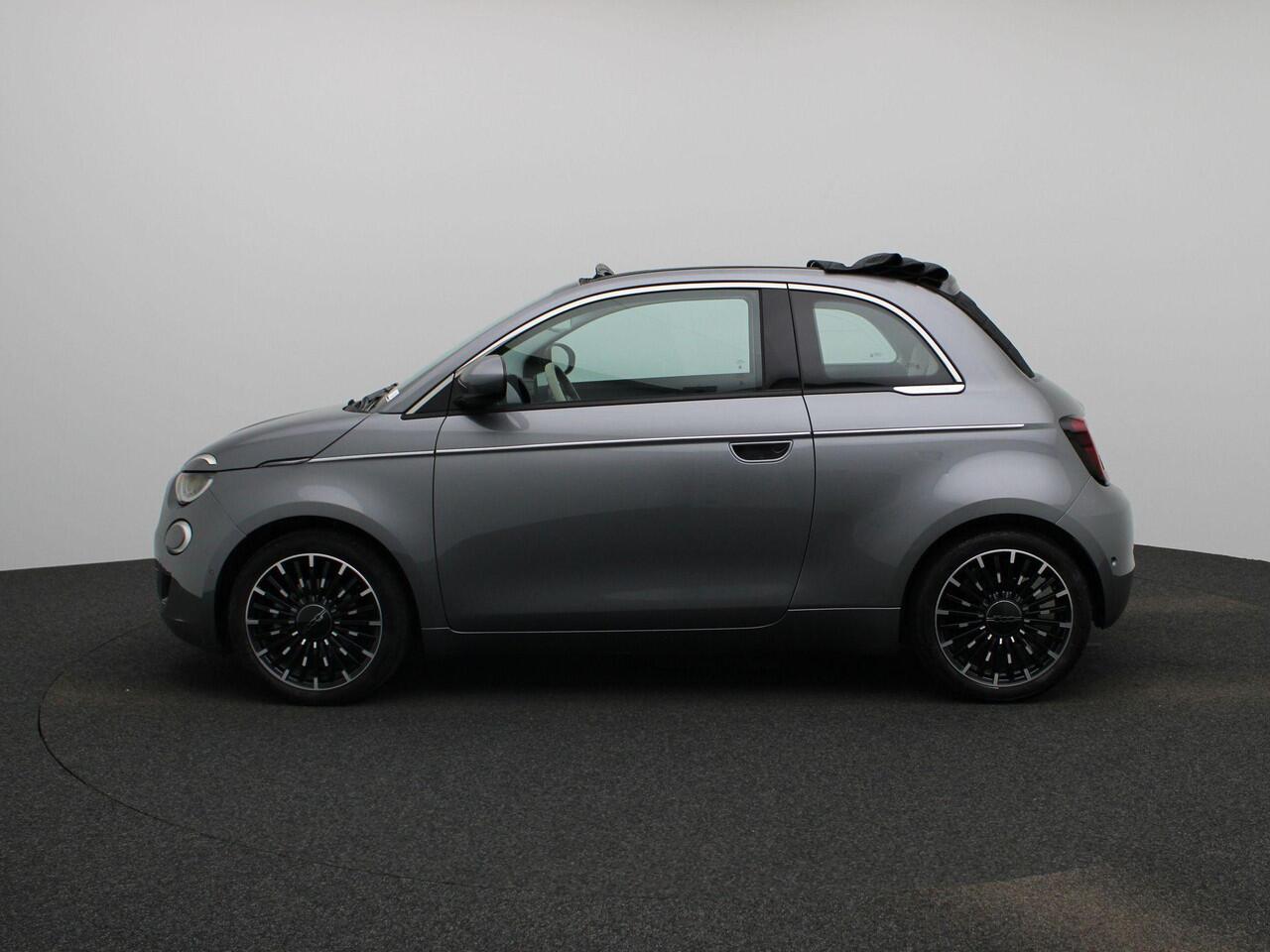 Fiat E-500 C La Prima 118Pk 42 kWh | Cabrio | Android & Apple Carplay | Climate & Cruise Control | Stoelverwarming | Navigatie | Dodenhoekdetectie