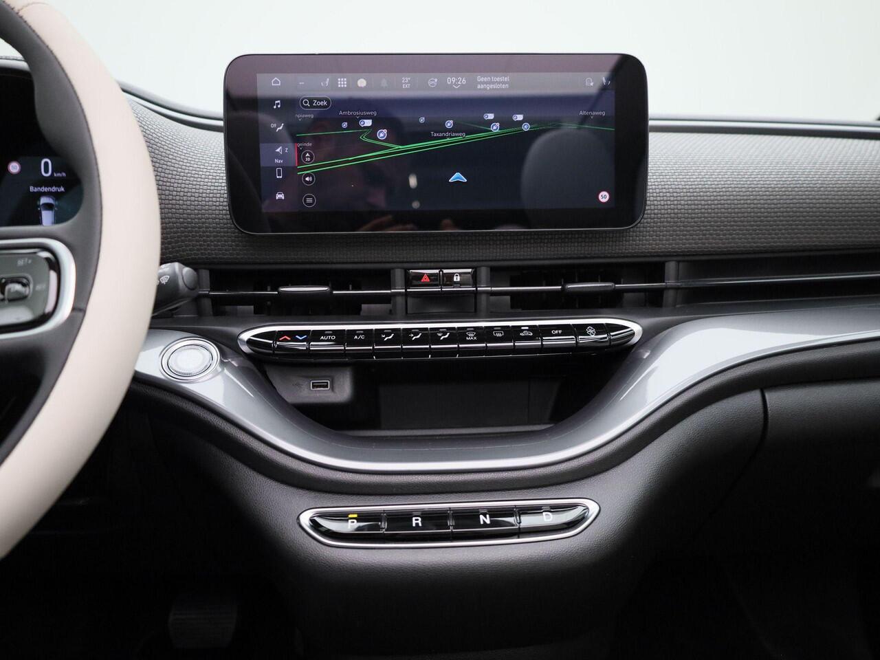 Fiat E-500 C La Prima 42 kWh 119PK | Navigatie | Lederen Bekleding | Digital Cockpit | Achteruitrijcamera | Apple CarPlay & Android Auto