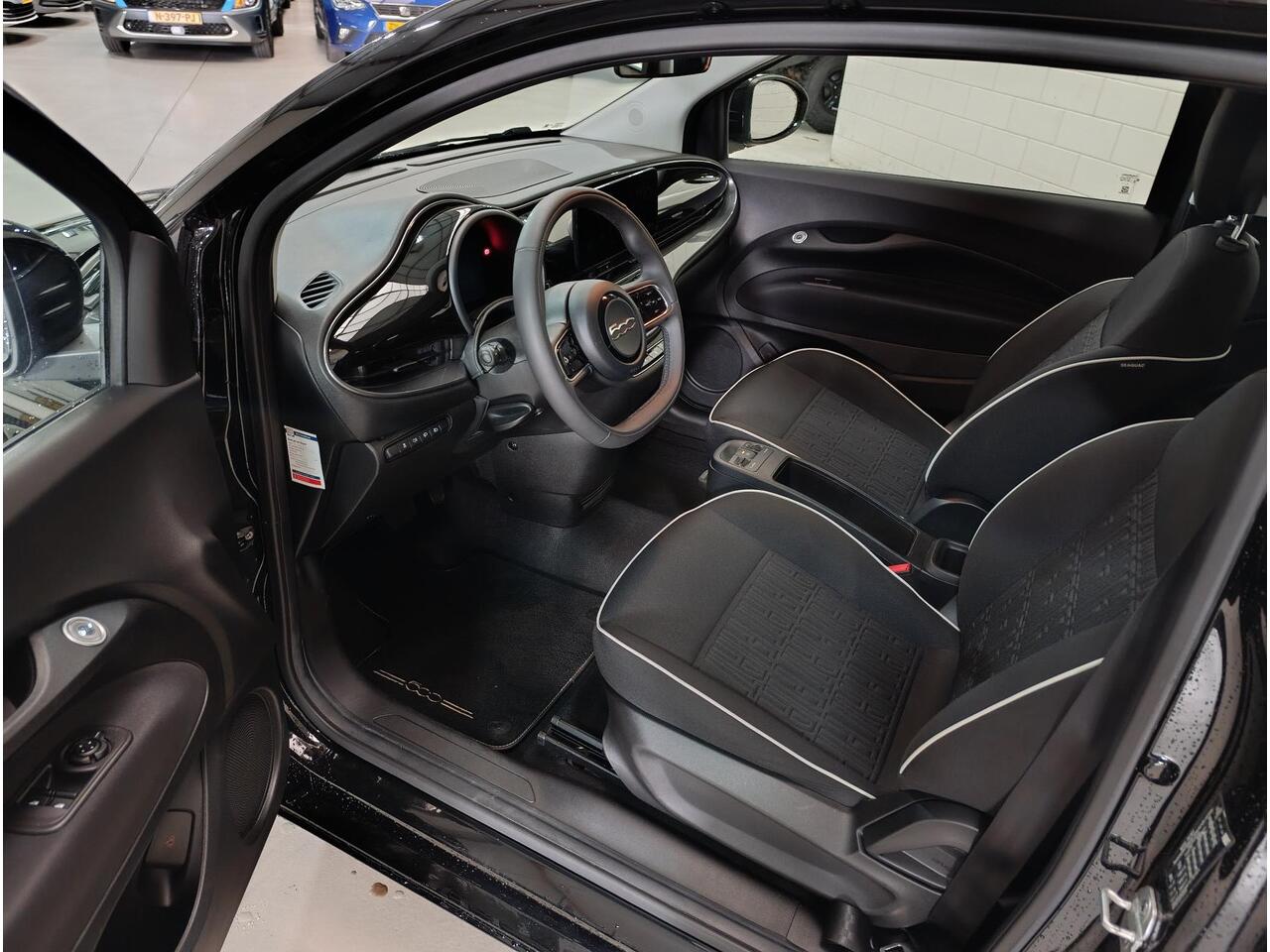 Fiat E-500 Urban 42 kWh Airco | Audio | Carplay | Cruisecontrole