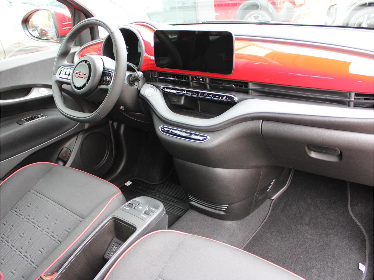 Fiat E-500 RED 24 kWh | Navi / Carplay / Climate