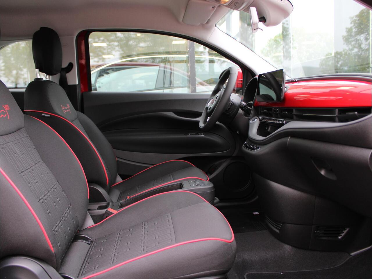 Fiat E-500 RED 24 kWh | Navi / Carplay / Climate