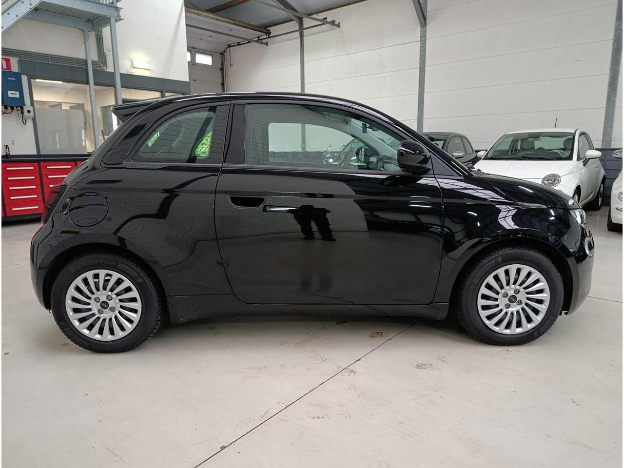 Fiat E-500 Urban 42 kWh Airco | Audio | Carplay | Cruise controle