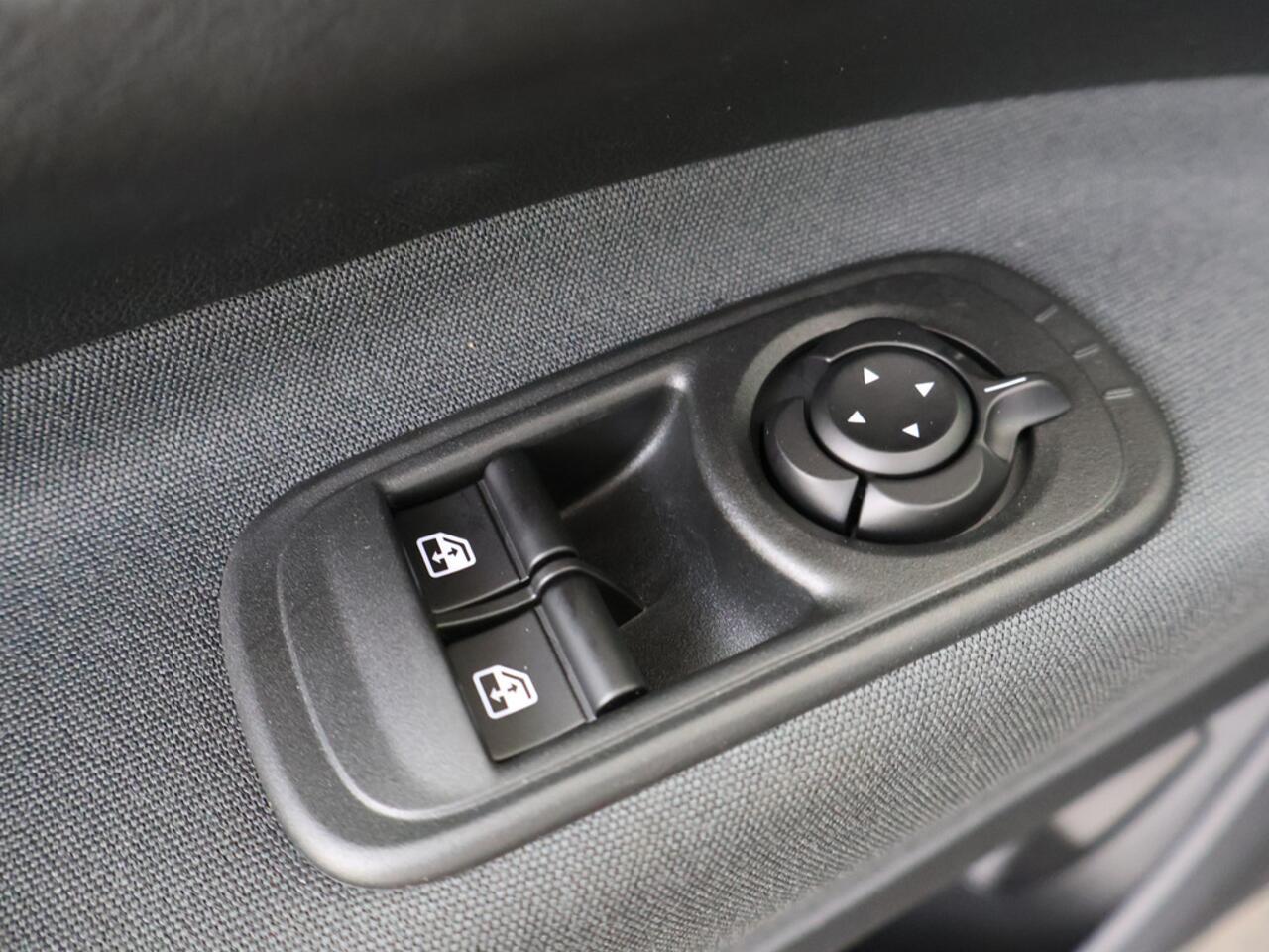 Fiat E-500 42 kWh Icon Clima Navi Géén Afleverkosten