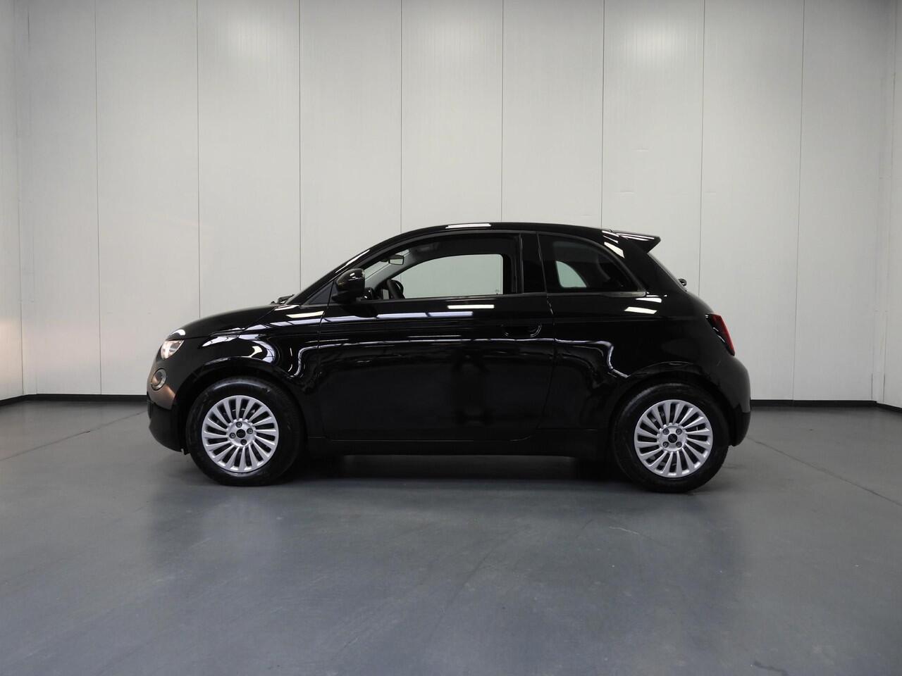 Fiat E-500 Urban 42 kWh NAVI-APP/CLIMA/CRUISE!