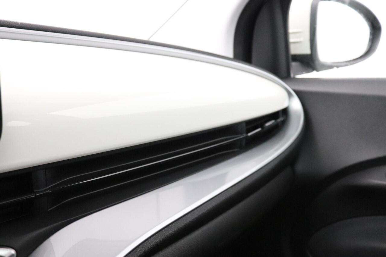 Fiat E-500 Icon 42 kWh |1e Eigenaar| Fietshaak | Panoramadak | Pack Winter |