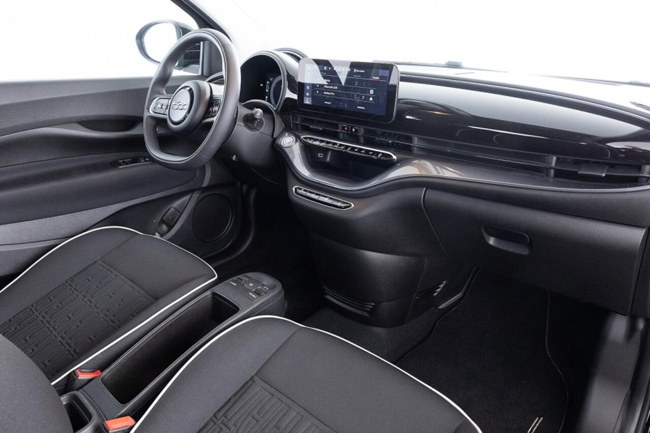 Fiat E-500 42 kWh Urban | CARPLAY | ECC | KEYLESS ? 1e Eigenaar