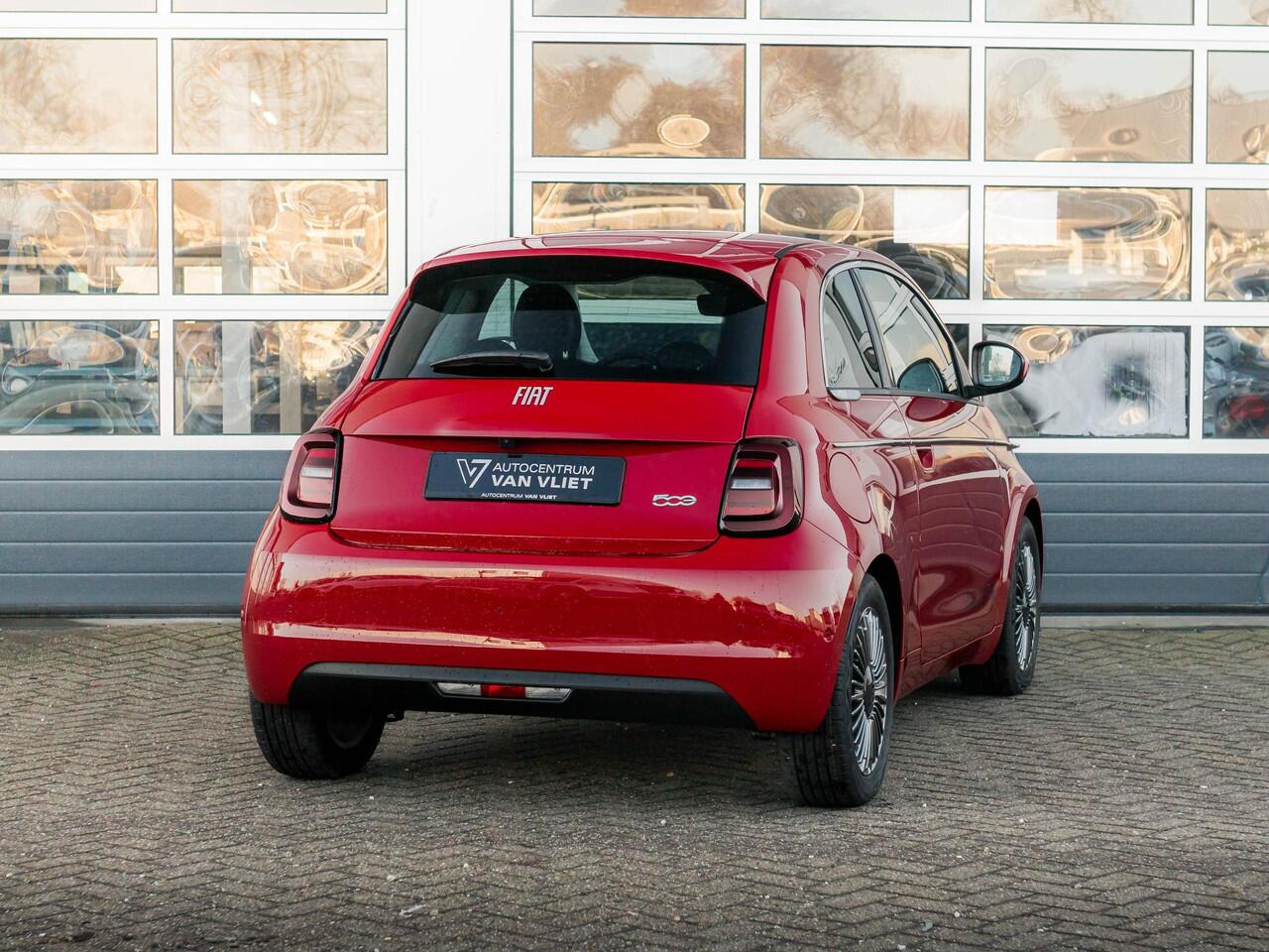 Fiat E-500 42 kWh | Pack Comfort | Pack Style | Rosso Passione |