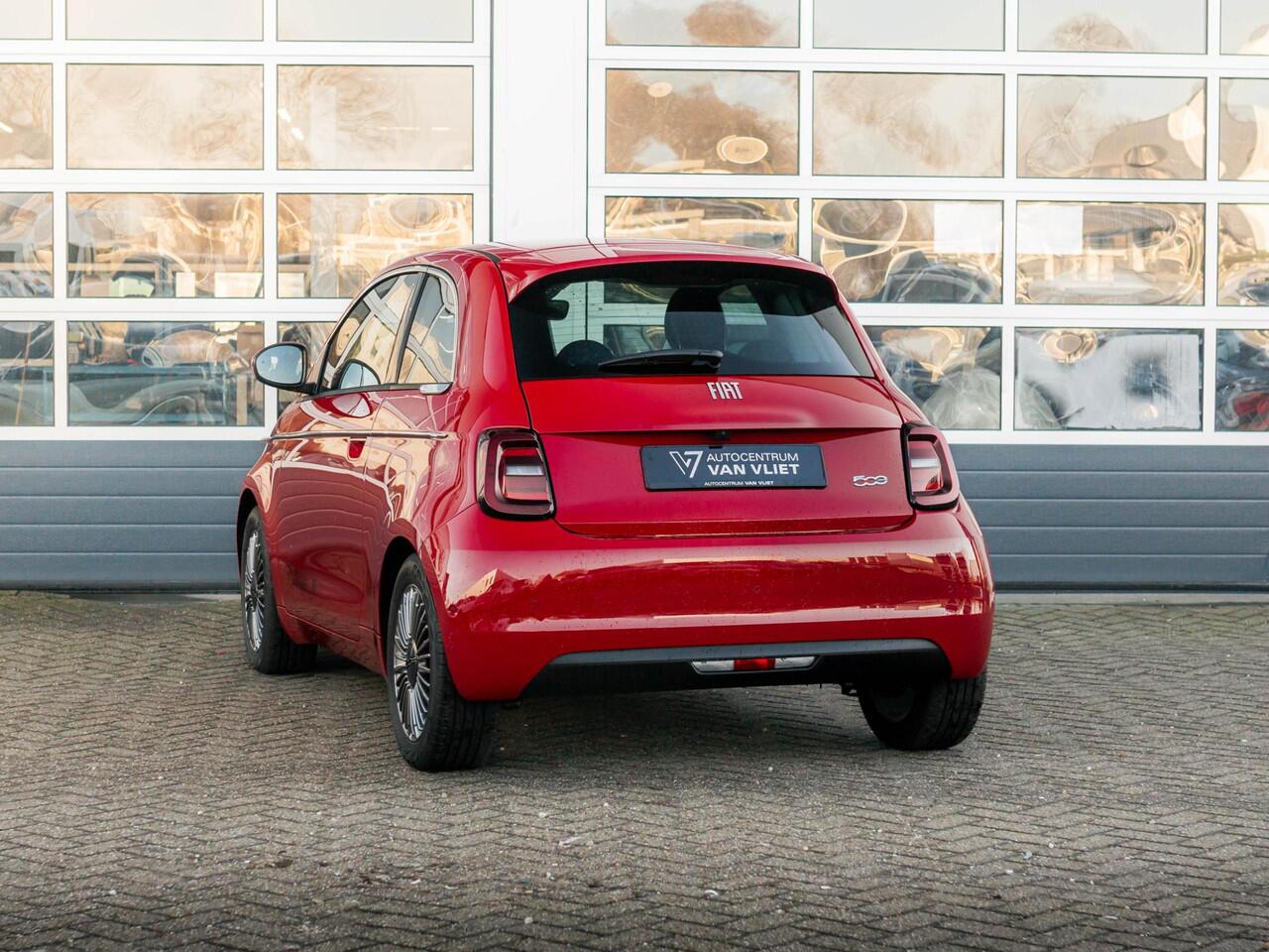 Fiat E-500 42 kWh | Pack Comfort | Pack Style | Rosso Passione |