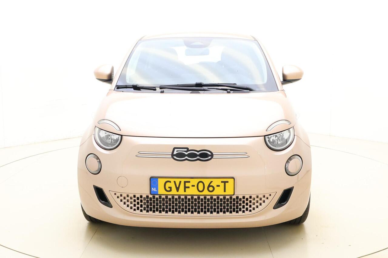 Fiat E-500 Urban 42 kWh 118 Pk | Cruise Control | Climate Control | Apple Carplay & Android Auto