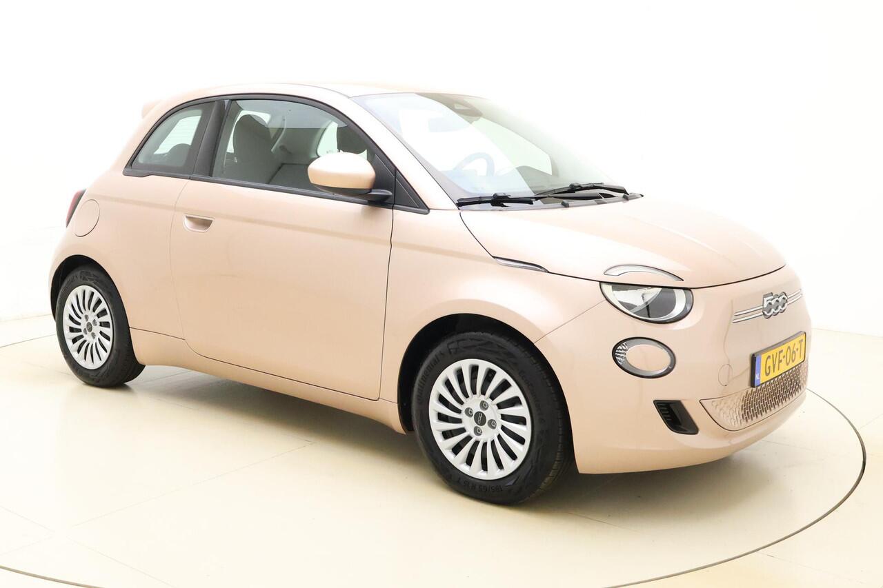 Fiat E-500 Urban 42 kWh 118 Pk | Cruise Control | Climate Control | Apple Carplay & Android Auto