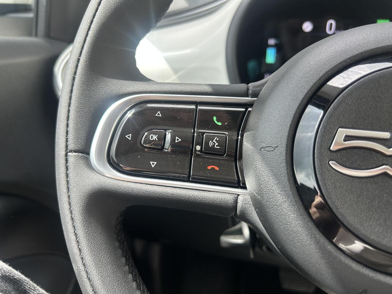 Fiat E-500 Urban 42 kWh | Apple Carplay | LM velgen | Prijs is rijklaar